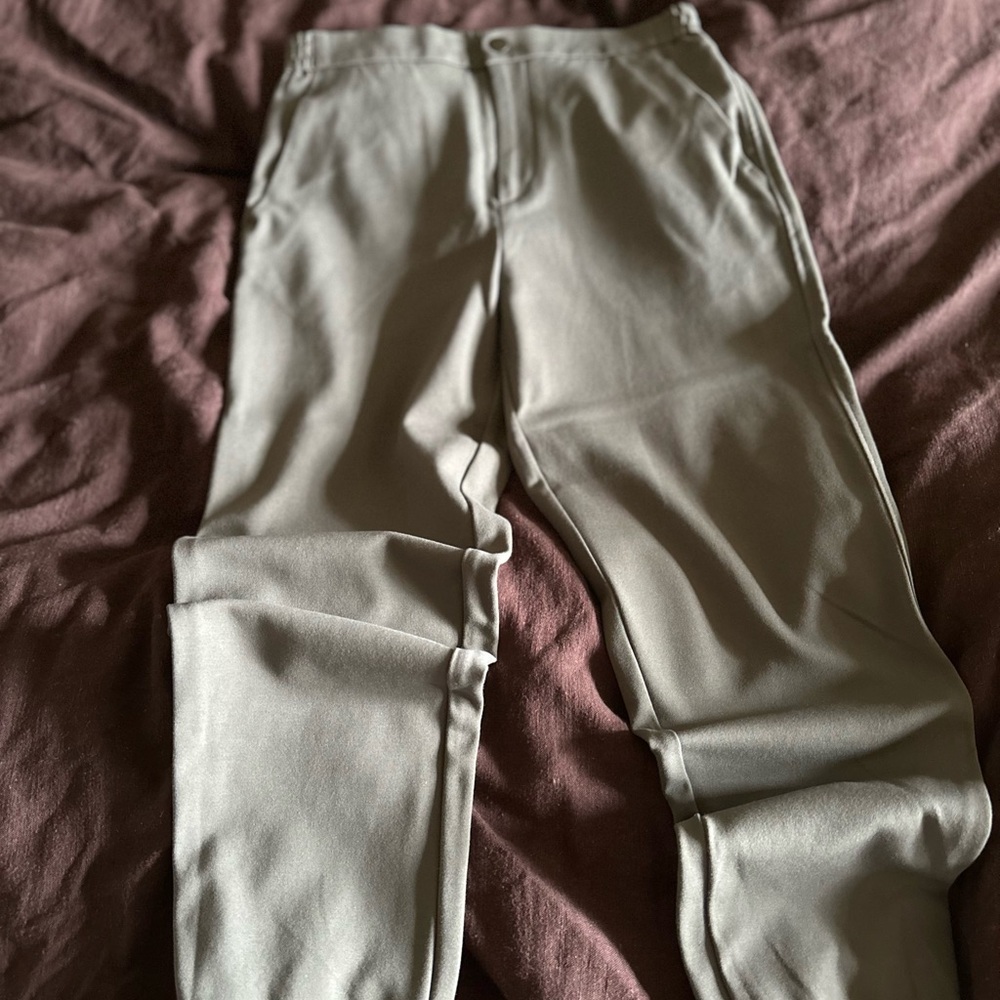 Uniqlo Olive Green Women Jogger Pants